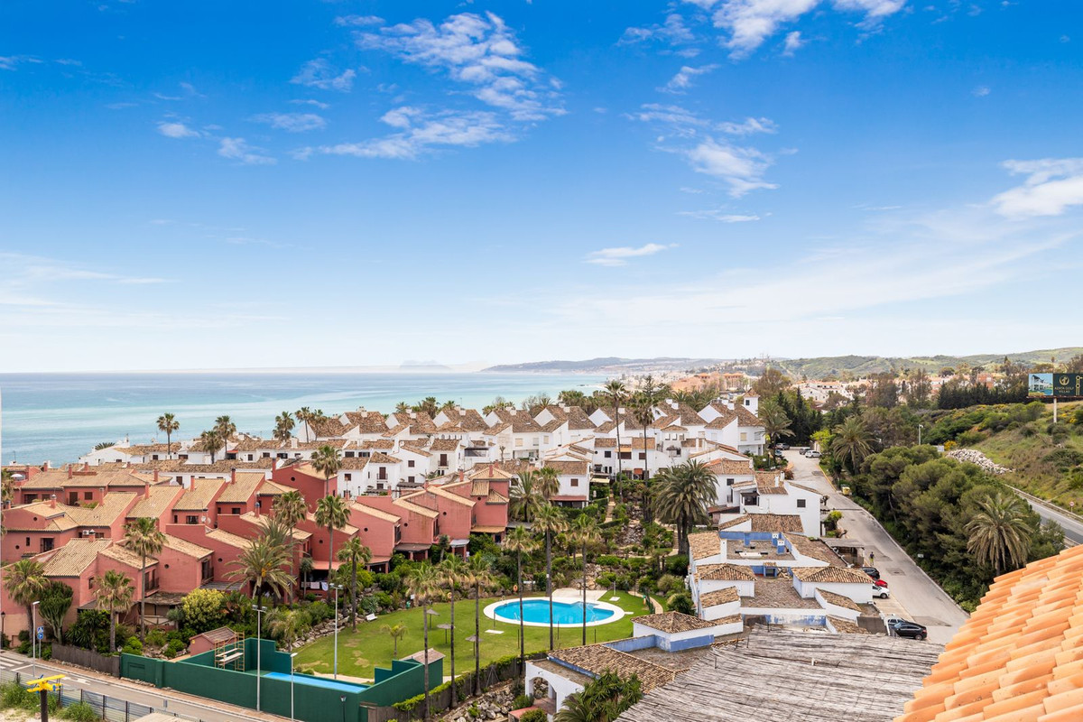 Пентхаус на продаж в Puerto de Estepona