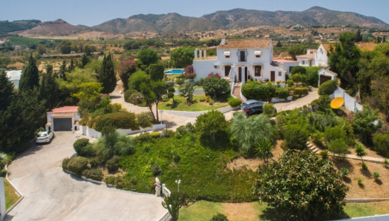 Villa te koop in Alhaurín de la Torre