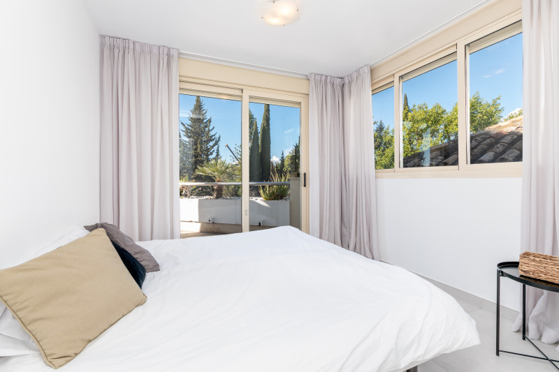 Penthouse salgai in Nueva Andalucía (Marbella)