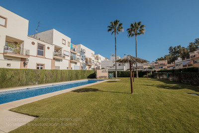 Chalet te koop in Estepona