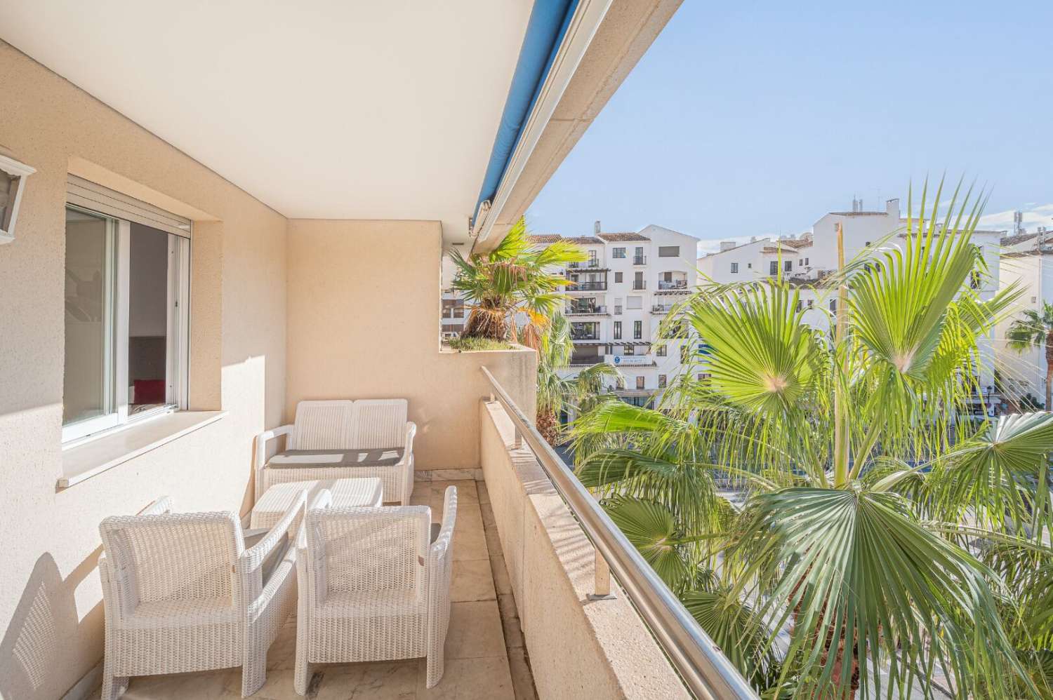 Flat for sale in Puerto Banús (Marbella)