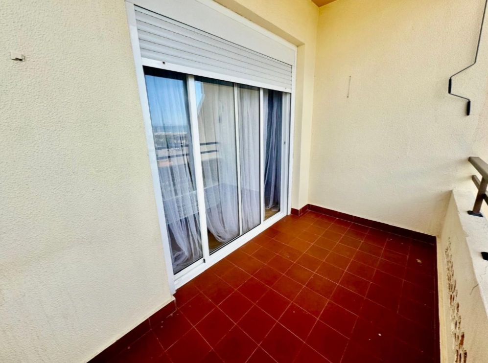 Apartamento con vistas al mar y montaña