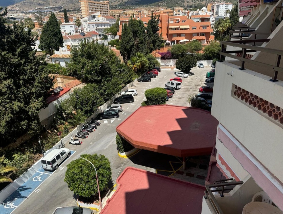 Apartamento con vistas al mar y montaña