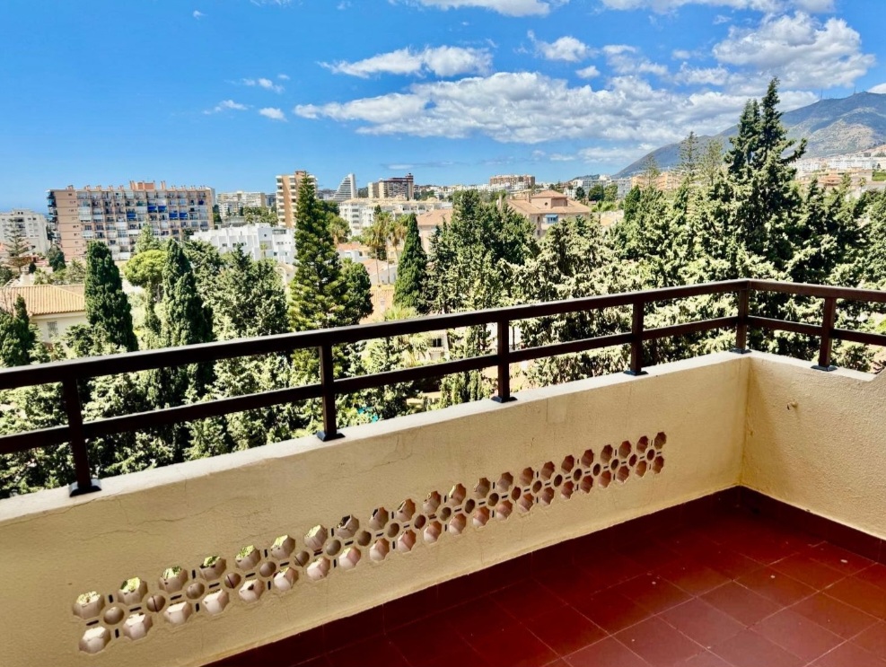 Apartment for sale in Montemar (Torremolinos)