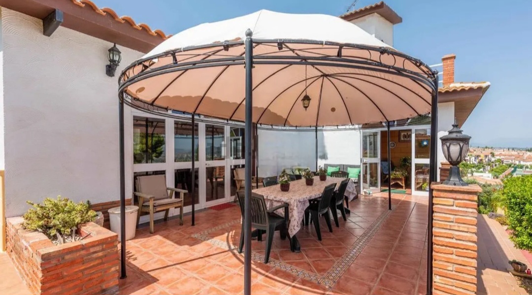 Villa for sale in Alhaurín de la Torre