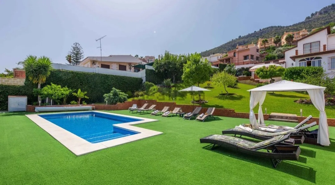 Villa en venta en Alhaurin de la Torre