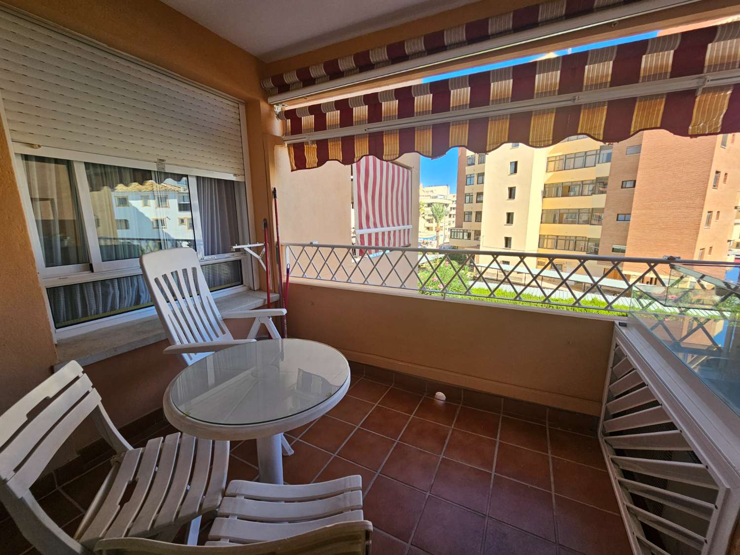 Apartamentua alokairuan in La Carihuela - Los Nidos (Torremolinos)