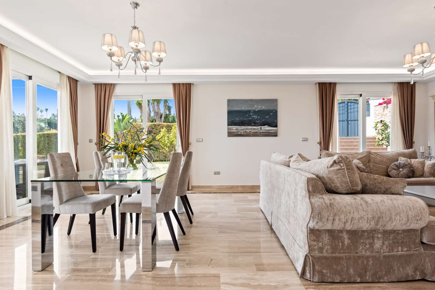 Villa myynnissä Elviria (Marbella)