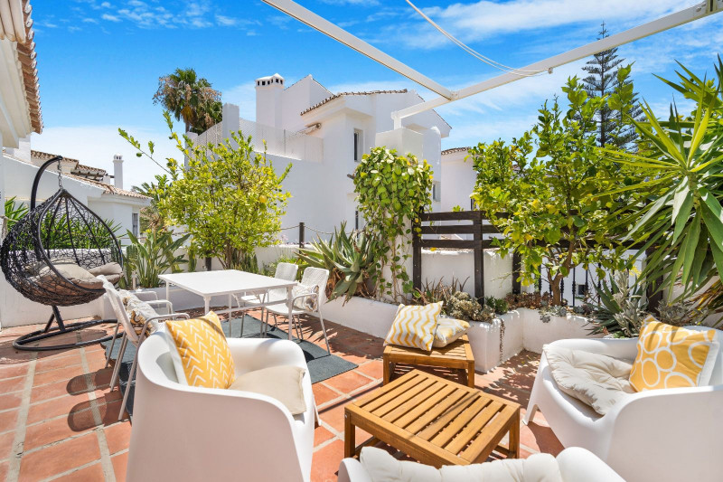 Penthouse in Nueva Andalucia, Marbella