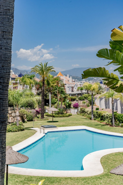 Villa til salg i Paraiso-Borronal (Estepona)