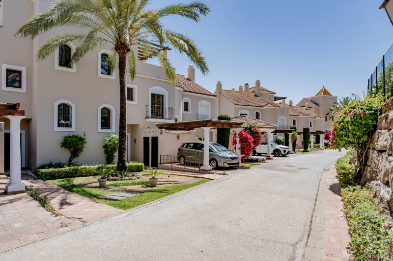 Townhouse in Estepona