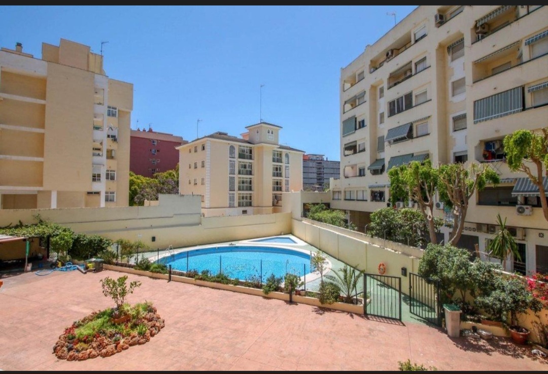 Studio Flat for sale in Manantiales - Estación de Autobuses (Torremolinos)