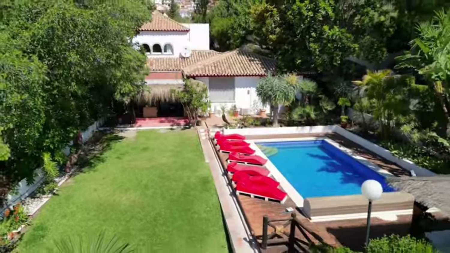 Villa for sale in Benalmádena Pueblo